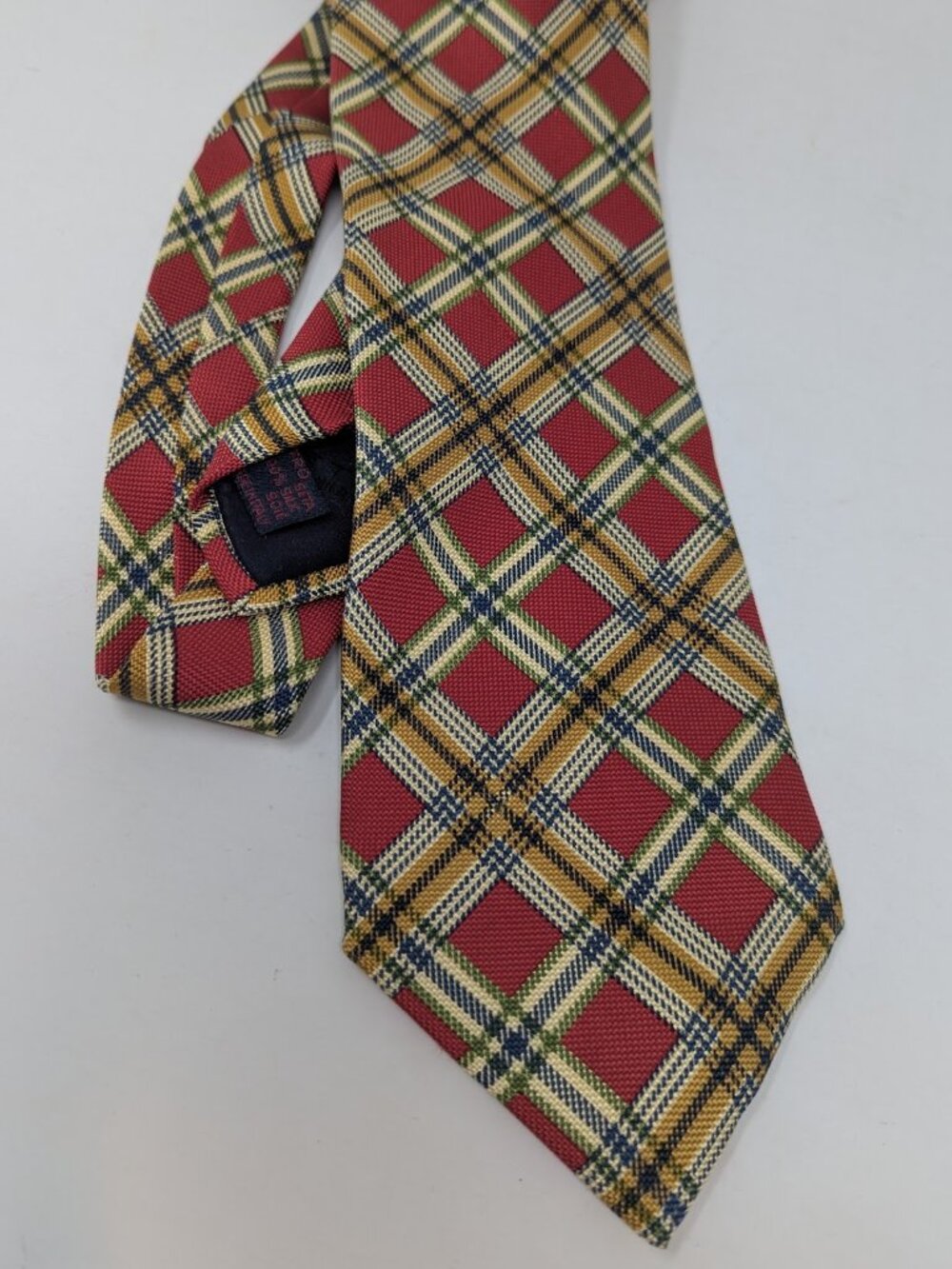 ETRO Milano silk tie made in Italy. Hefty and luxurious